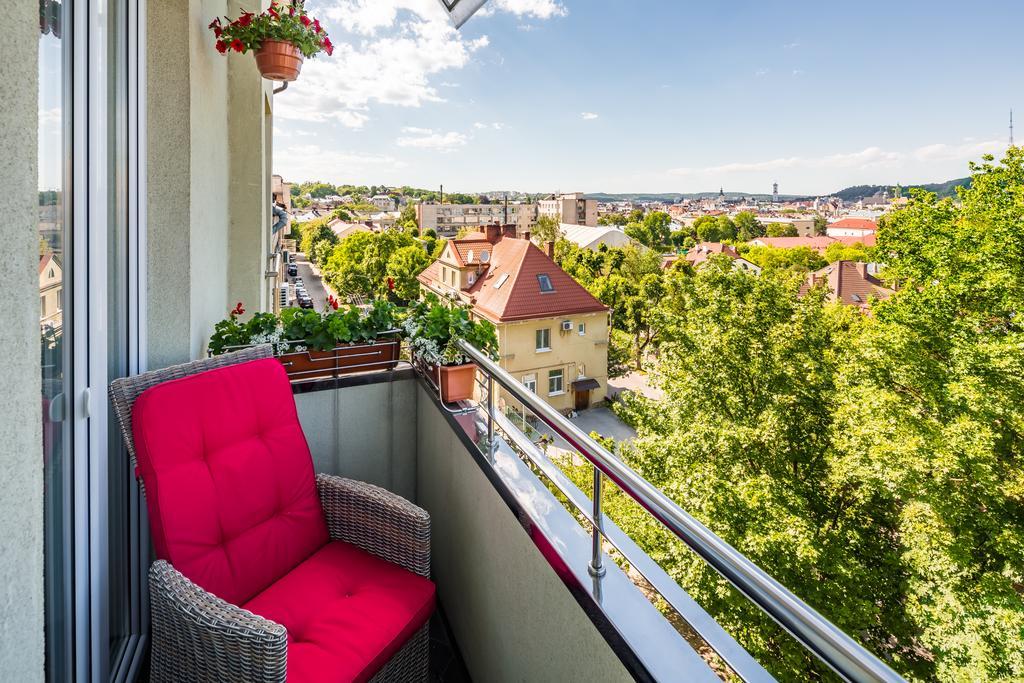 Apartment On Arkhipenka With Panorama View Lvov Exteriér fotografie